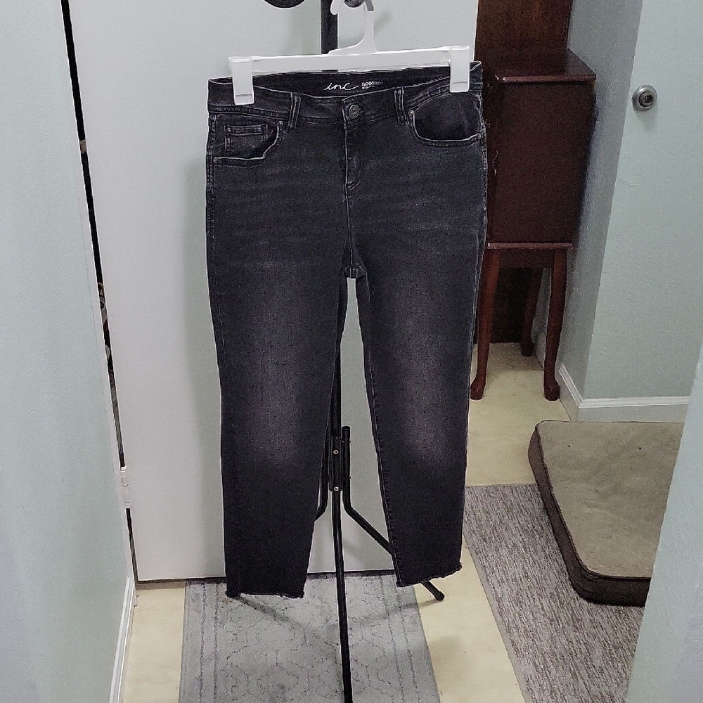 INC International Concepts Black Ankle Cropped Jeans